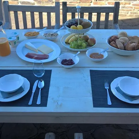 Le Nid Doux Nocleg ze śniadaniem 4*