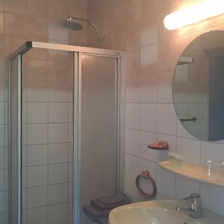 Le Nid Doux Nocleg ze śniadaniem 4*