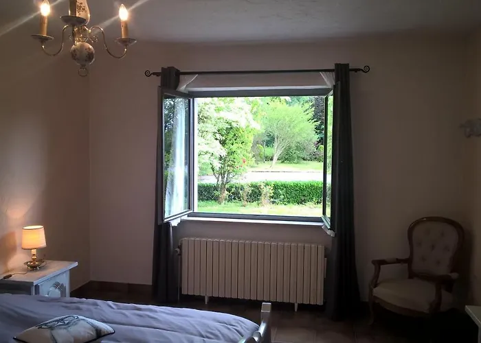 ベッド・アンド・ブレックファスト Le Nid Doux 4*